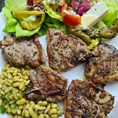 Ferme Du Chateau Hotel *